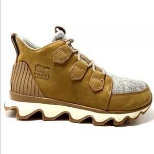 Sorel Kinetic Caribou Camel Brown Ankle Boots